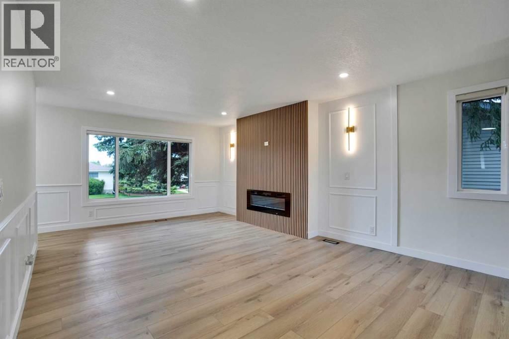1903 62 Street property photo