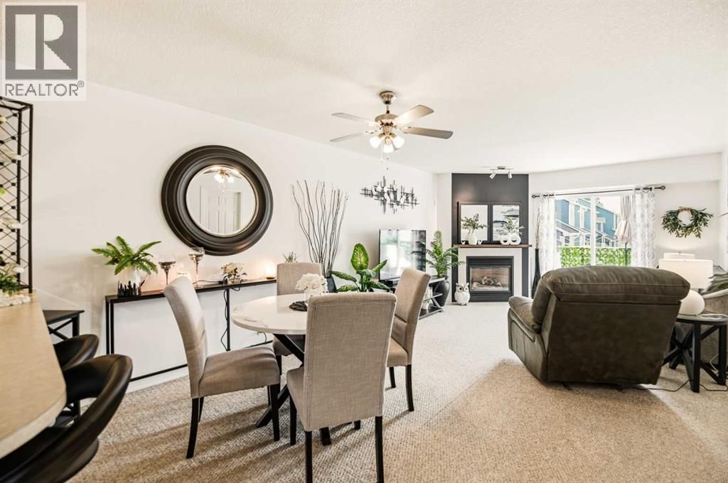 5220 50A Avenue, Sylvan Lake, Alberta T4S 1E5
