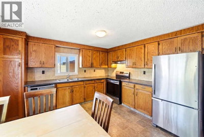 89 Spring Haven Close Southeast | Airdrie Alberta | Slide Image Two