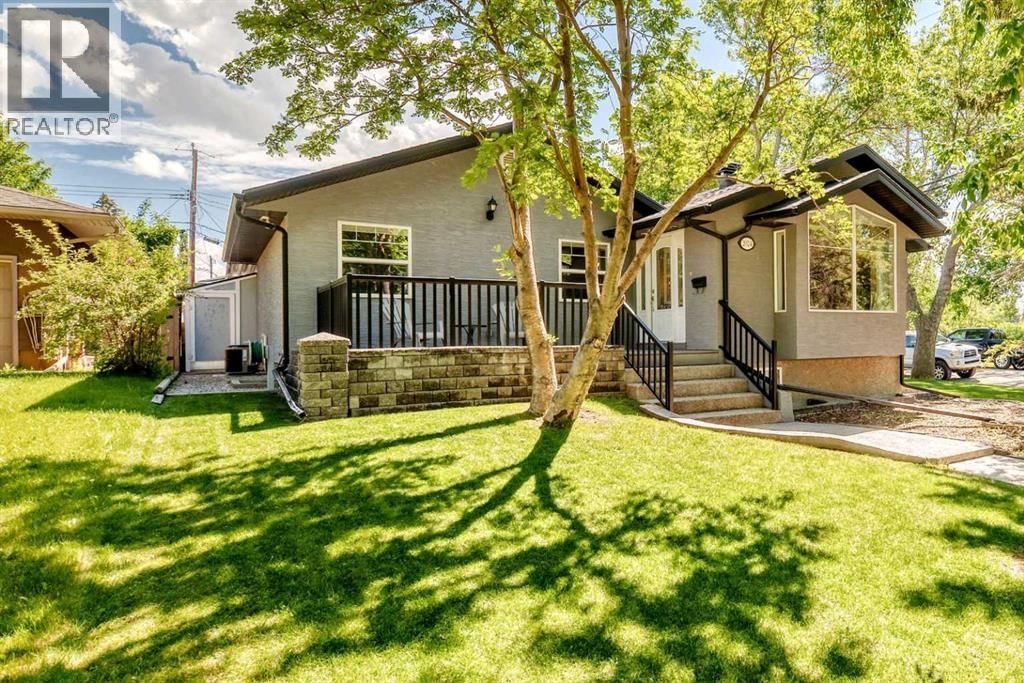 2024 Chicoutimi Drive property photo