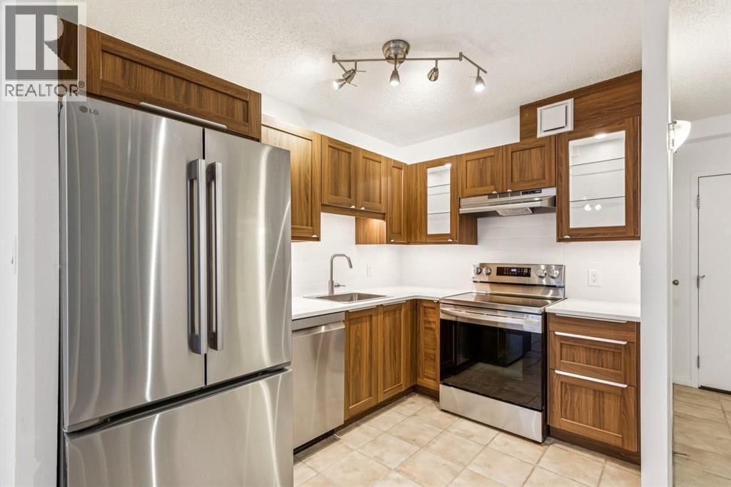 111 14 Avenue property photo