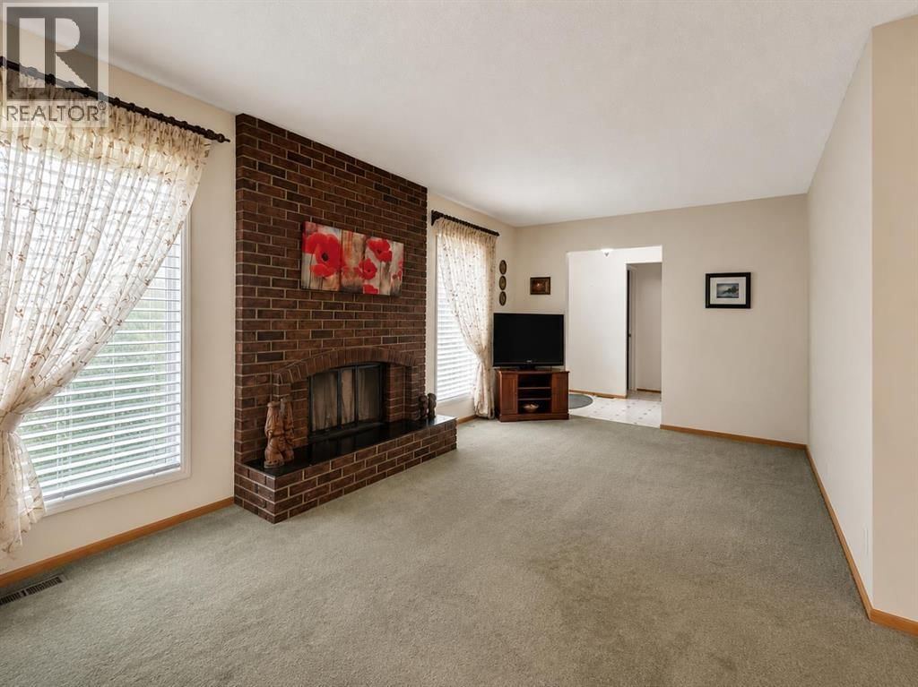 3135 60 Street property photo