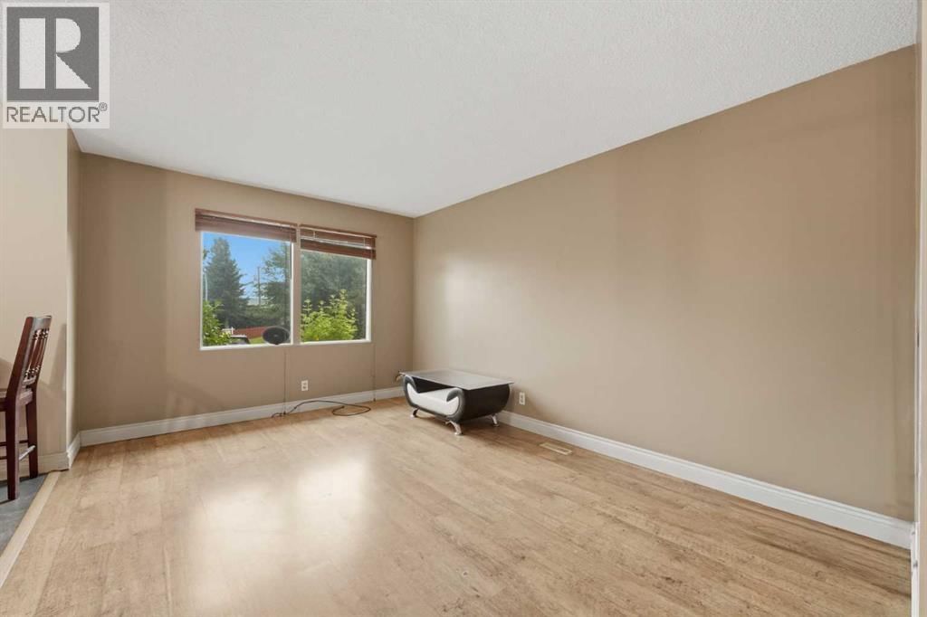 945 Marcombe Drive property photo