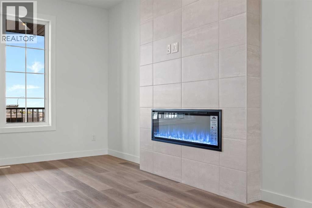 15445 45 Street property photo