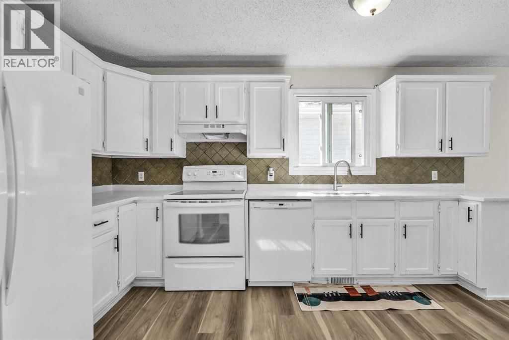 43 Taraglen Road property photo