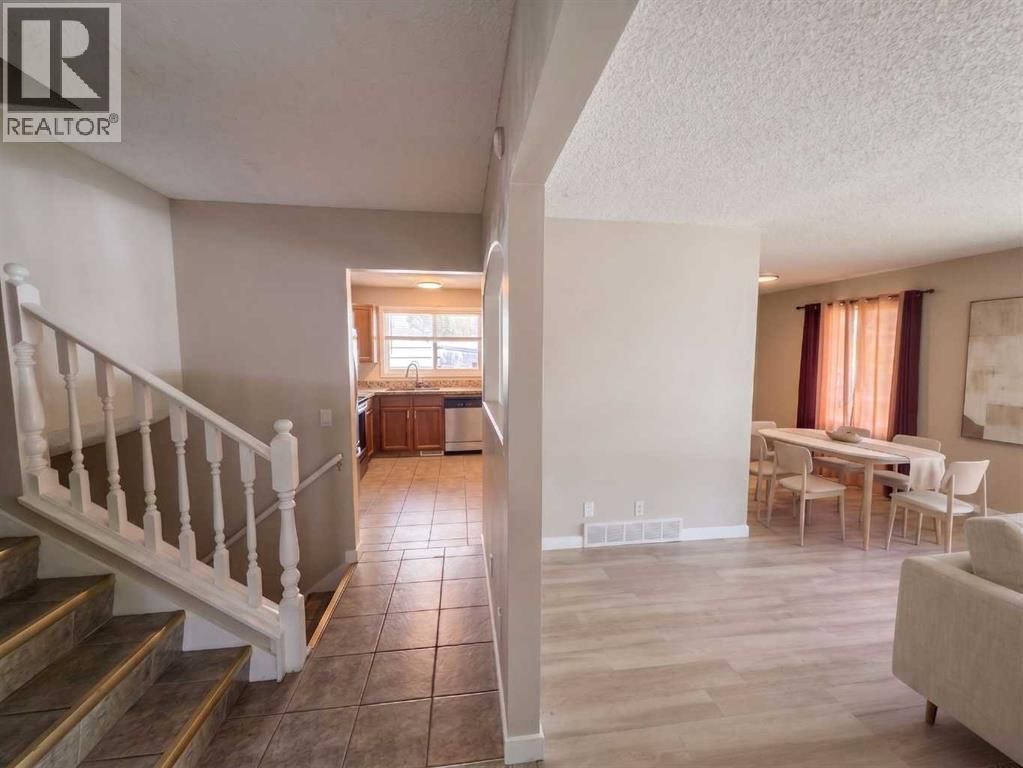 1095 Berkley Drive property photo
