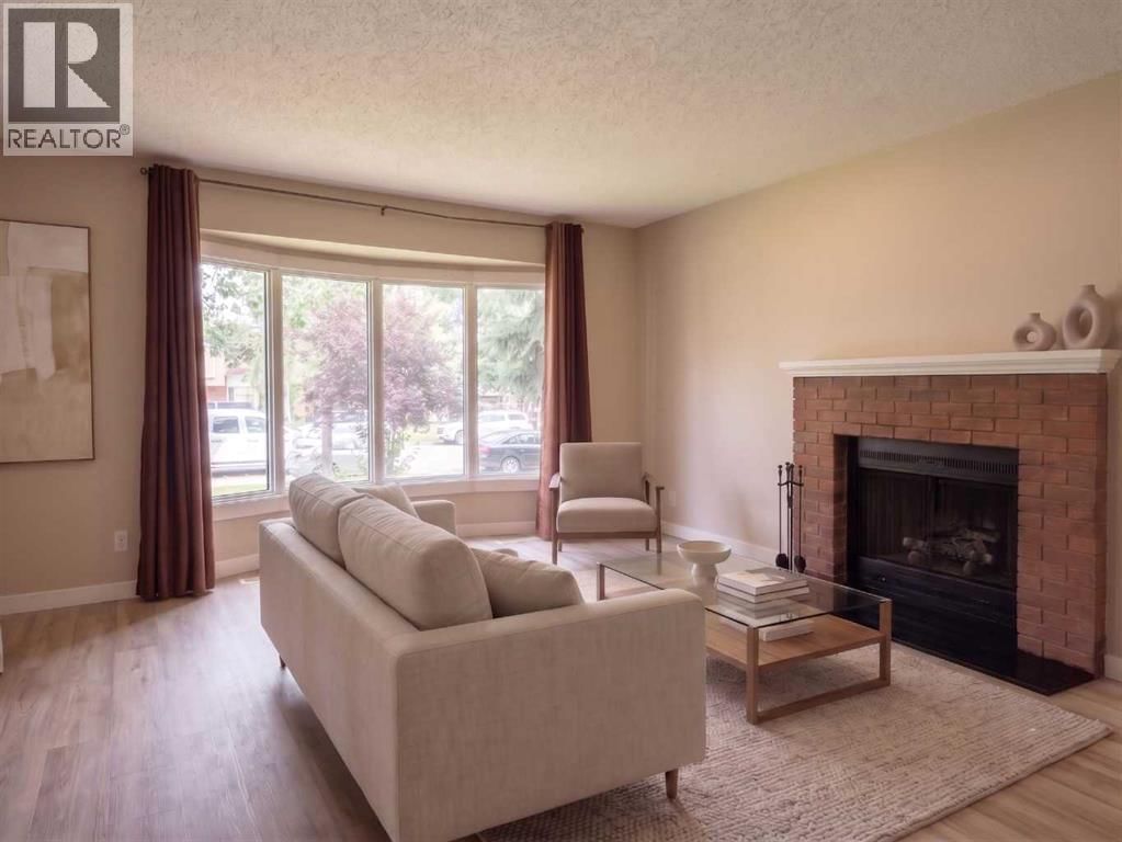 1095 Berkley Drive property photo