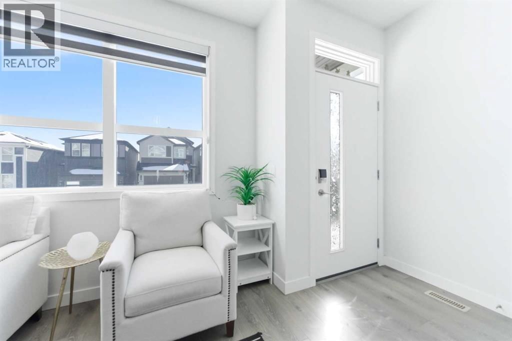 99 Aquila Way property photo