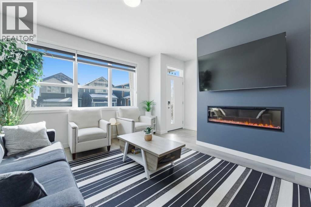 99 Aquila Way property photo