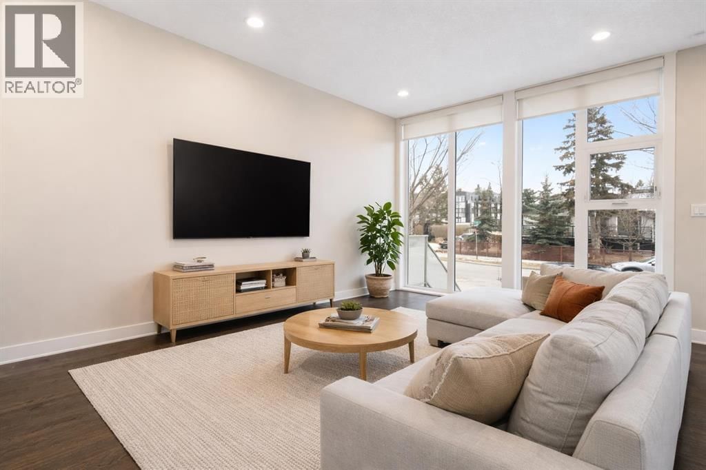 1808 27 Avenue property photo