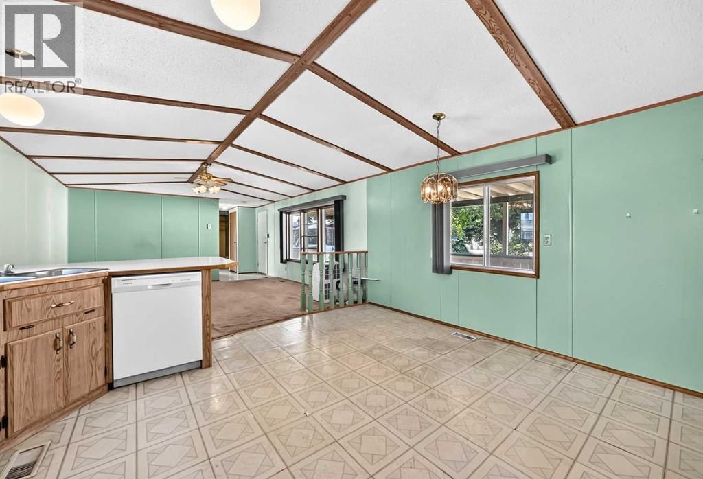3218 Burroughs Manor property photo