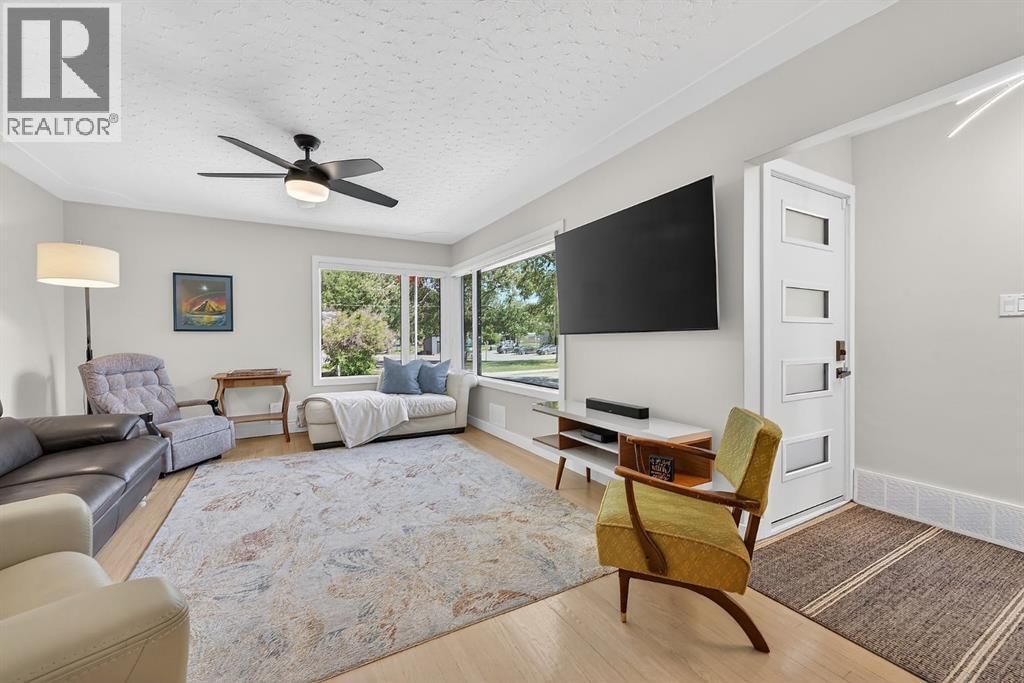 3723 2 Street property photo