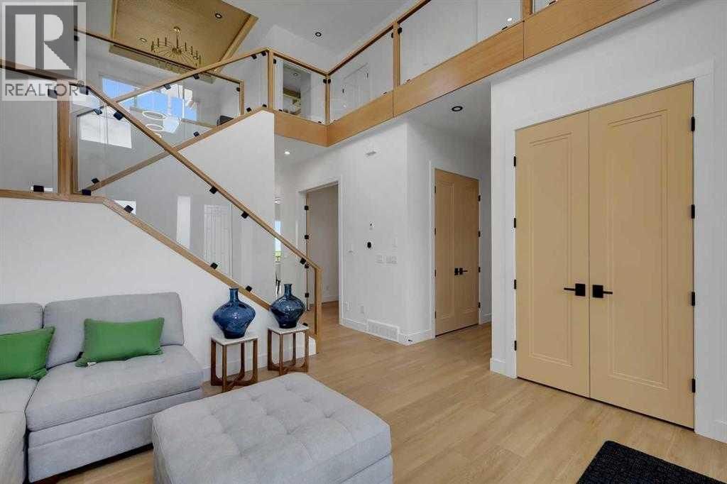 230 Royal Birch View property photo