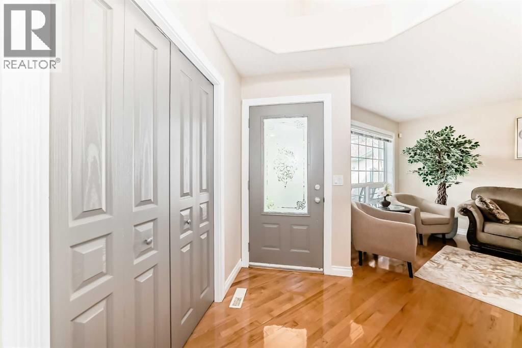 146 Scenic View Close property photo