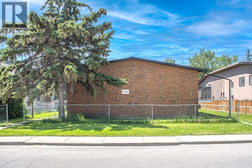 4523 73 Street property photo