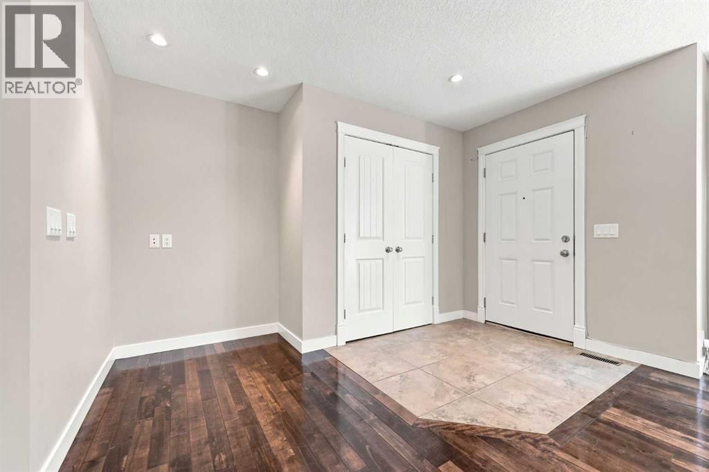 4836 Bowness Road property photo