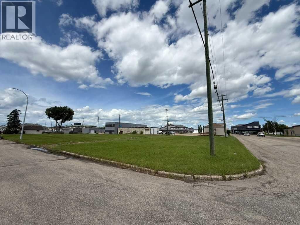 9814 96 Avenue, Grande Prairie, Alberta T8V 0L9