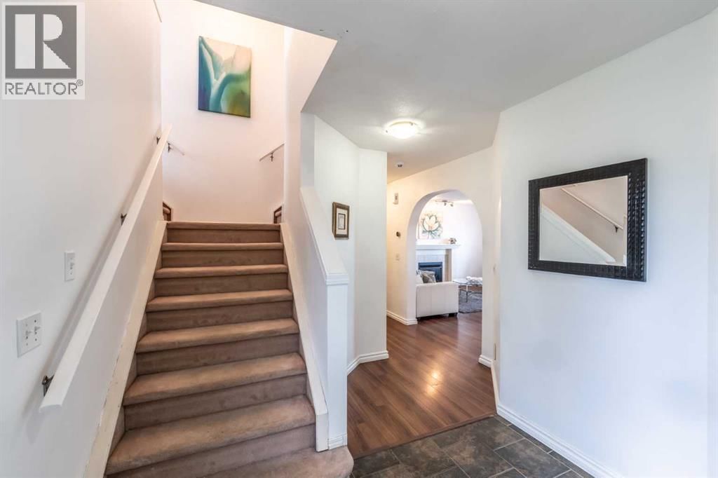 203 Coville Close property photo