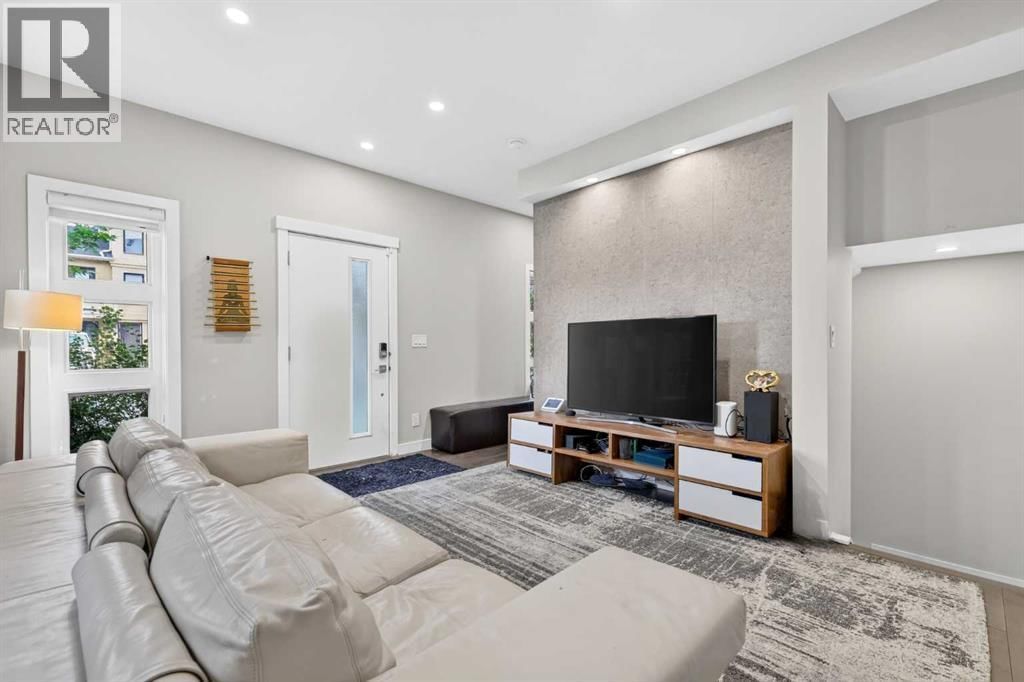 3414 15 Street property photo