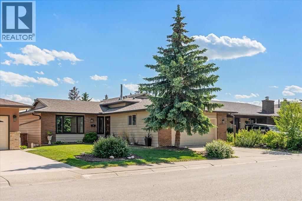 7715 67 Avenue property photo