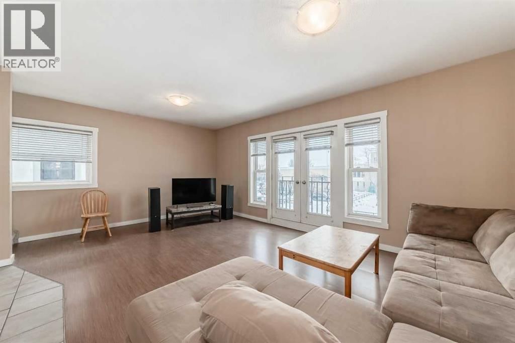 1922 9 Avenue property photo