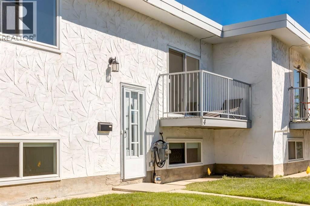 4503 75 Street property photo