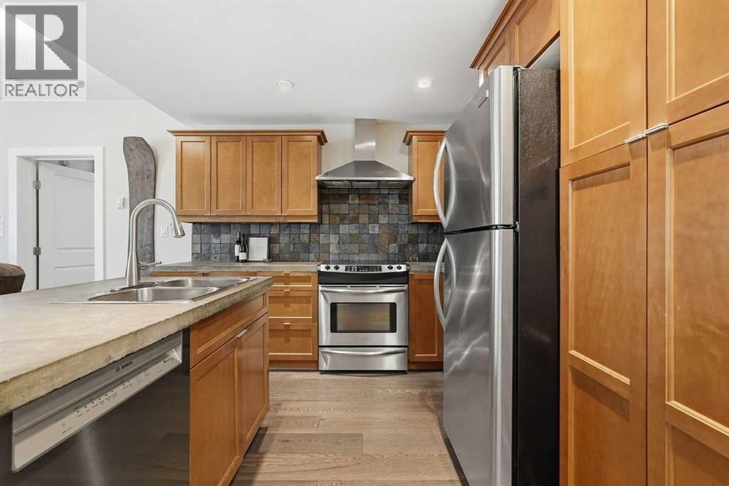 532 5 Avenue property photo