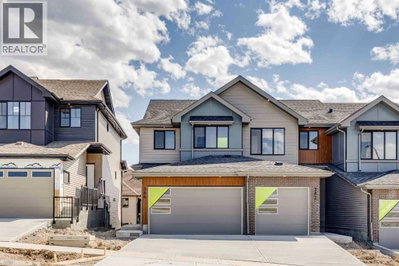 386 Heritage Boulevard | Cochrane Alberta | Slide Image Two