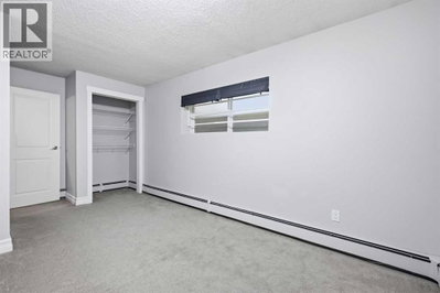 2115 35 Avenue Southwest | Calgary Alberta | Slide Image Twenty-two