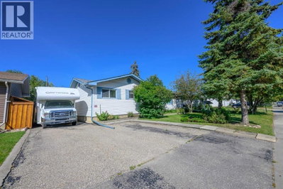 9630 91B Avenue | Grande Prairie Alberta | Slide Image One