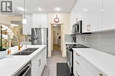 279 Copperpond Circle Southeast | Calgary Alberta | Slide Image Seventeen