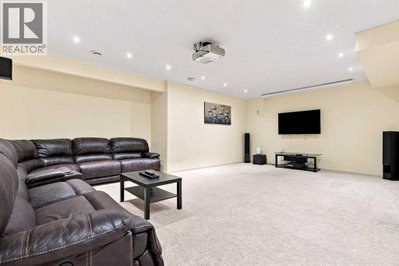 279 Copperpond Circle Southeast | Calgary Alberta | Slide Image Thirty-three