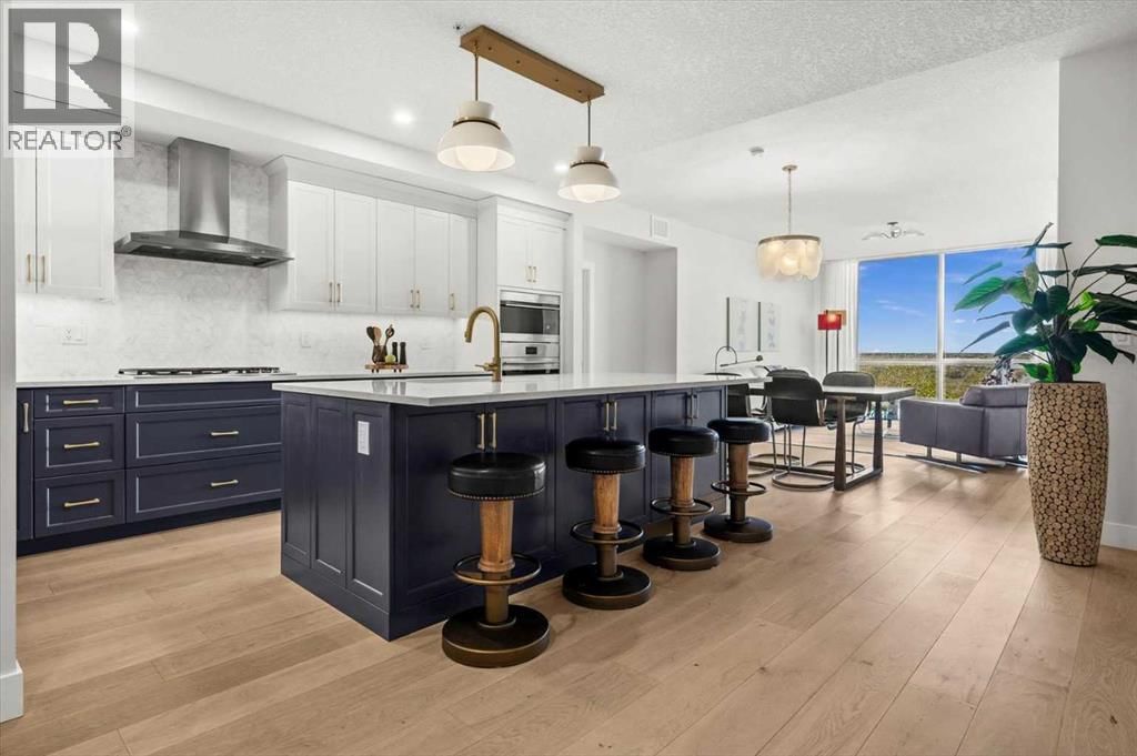 15 Cougar Ridge Landing Southwest, Calgary, Alberta T3H 6C3