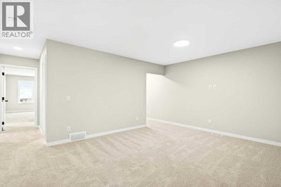 537 Sawgrass Green Northwest | Airdrie Alberta | Slide Image Twenty-seven