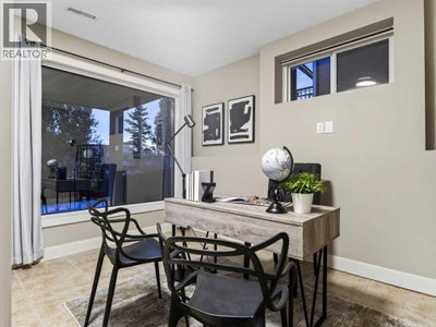 8729 14 Avenue Southwest | Calgary Alberta | Slide Image Forty-five