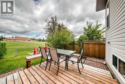 124 Shawinigan Way Southwest | Calgary Alberta | Slide Image Twelve