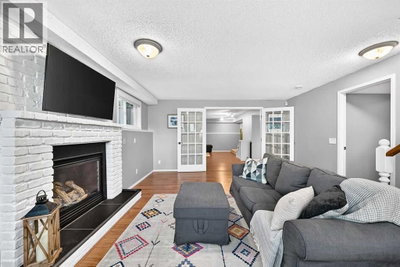 124 Shawinigan Way Southwest | Calgary Alberta | Slide Image Thirty-two