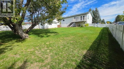 801 1 Street Northeast | Milk River Alberta | Slide Image Thirty-six