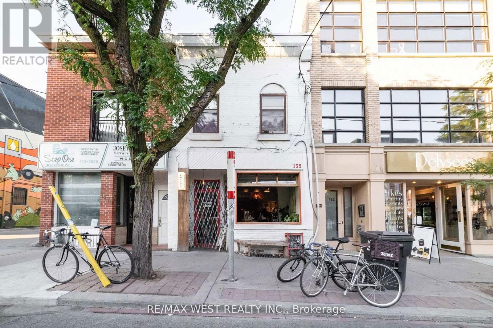 135 OSSINGTON AVENUE Image 3