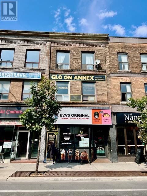 2 - 454 BLOOR STREET W Image 11