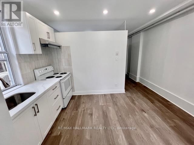 2 - 454 BLOOR STREET W Image 4