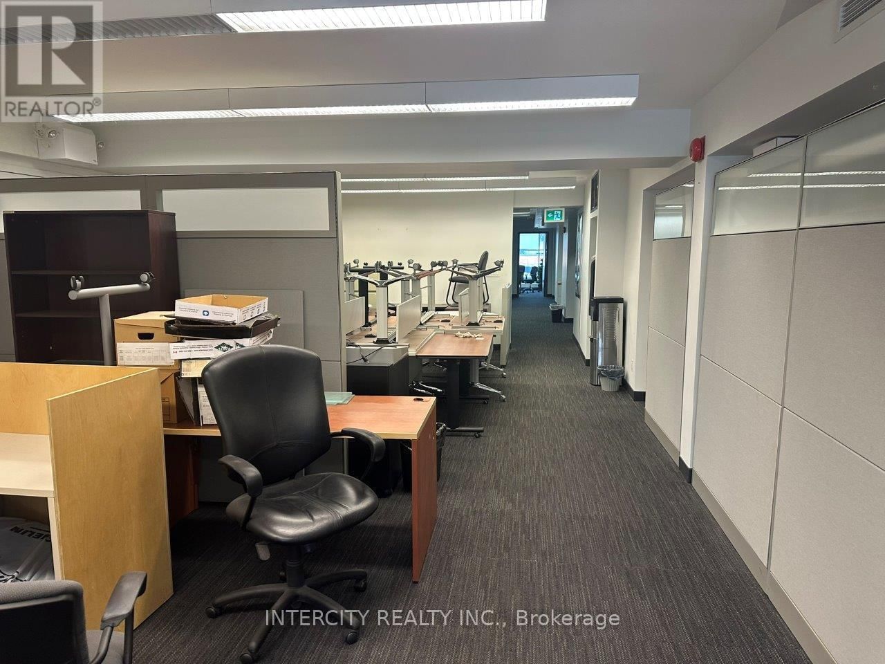 2ND FLR - 627 BLOOR STREET W Image 25