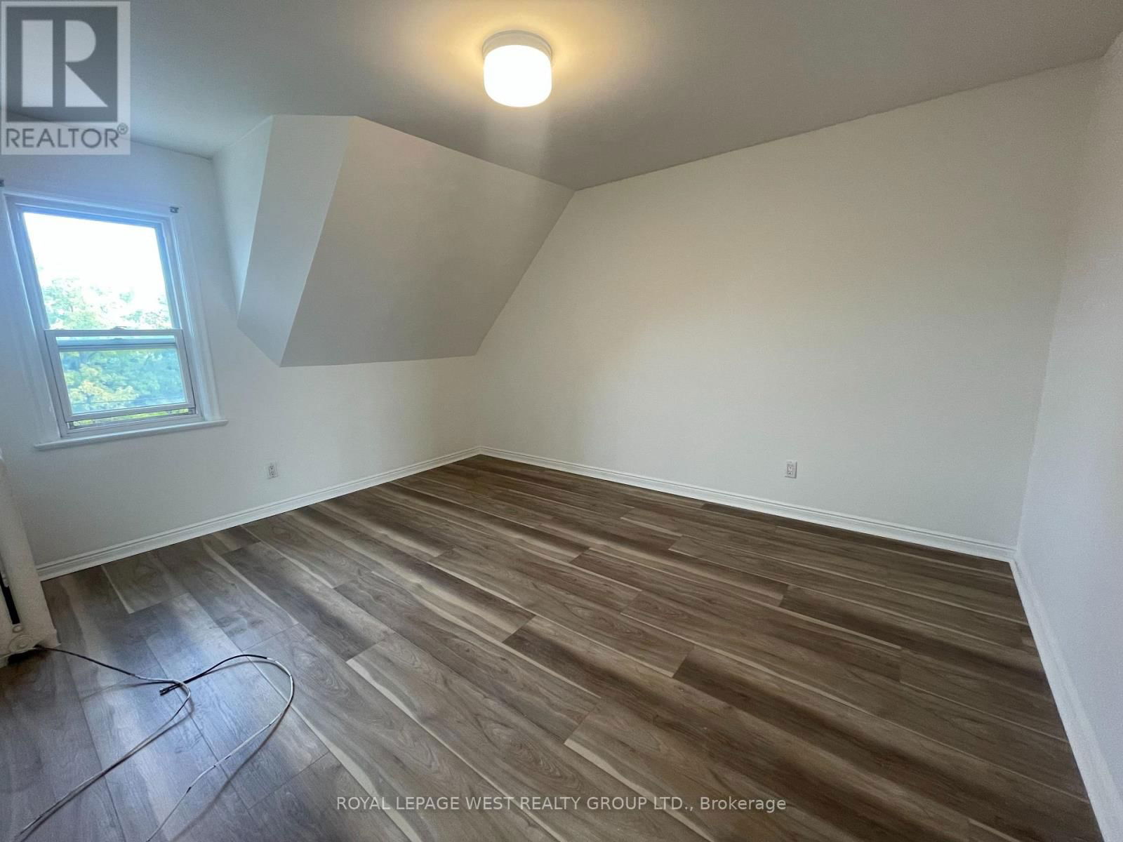 Unit #3 - 1159 DUNDAS STREET Image 3