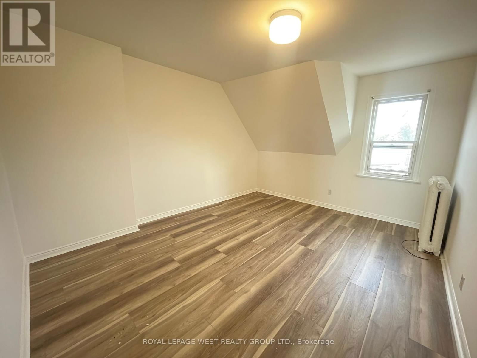 Unit #3 - 1159 DUNDAS STREET Image 4
