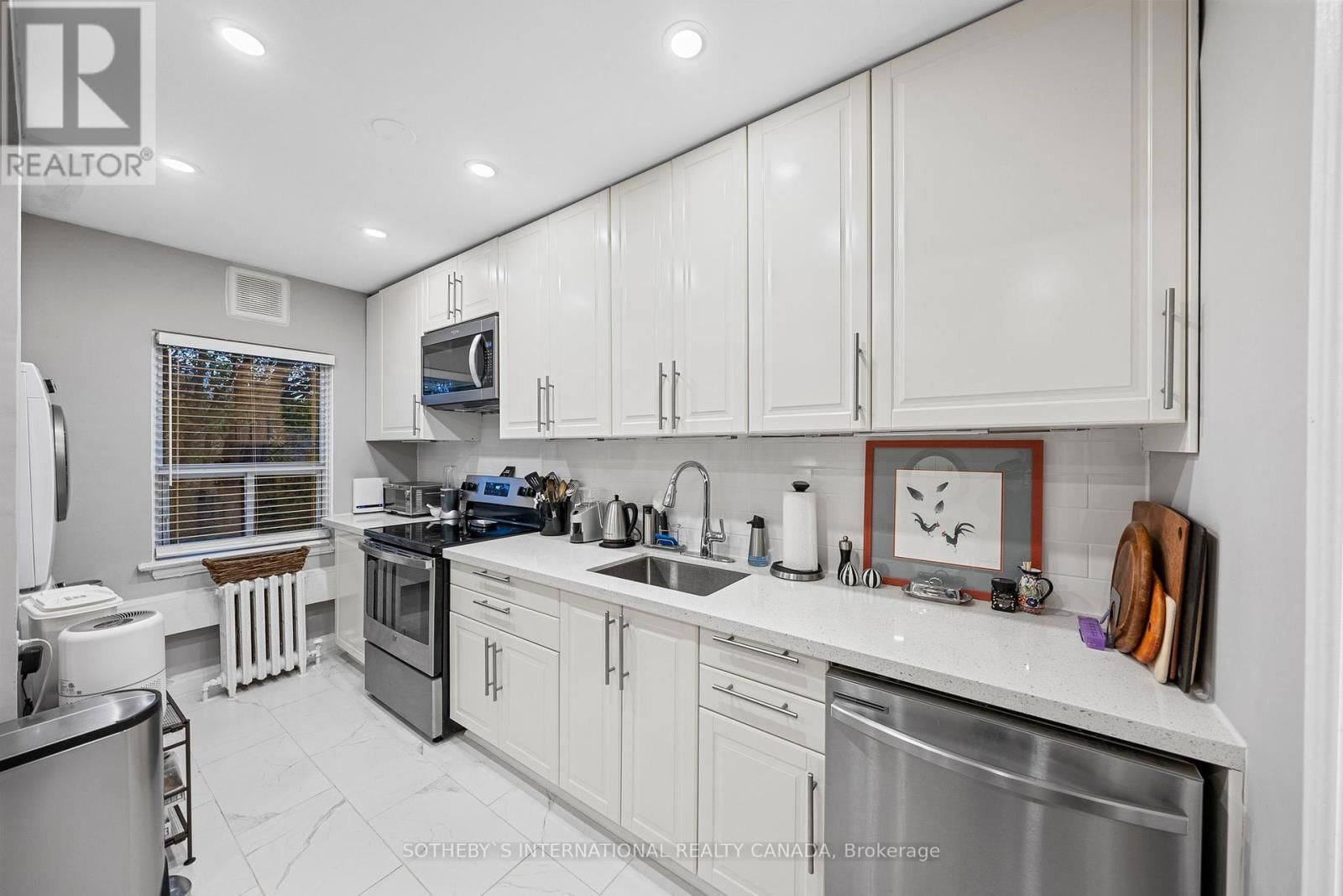 1 - 121 CHERITAN AVENUE Image 10