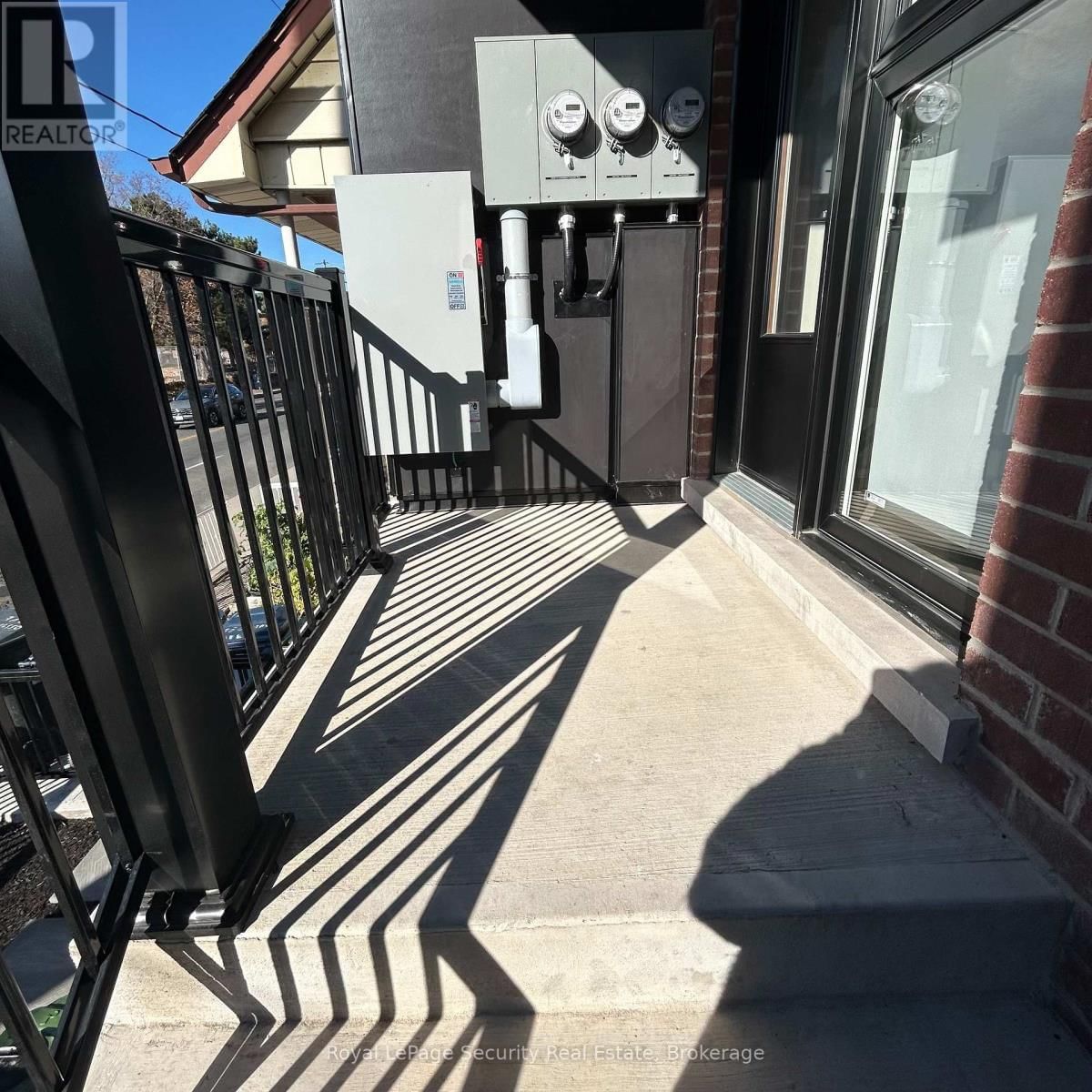 3 - 513 OSSINGTON AVENUE Image 3