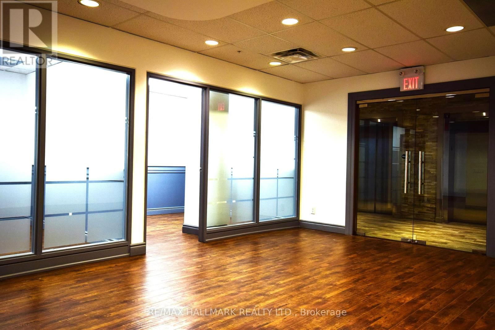 501A - 685 SHEPPARD AVENUE E Image 7