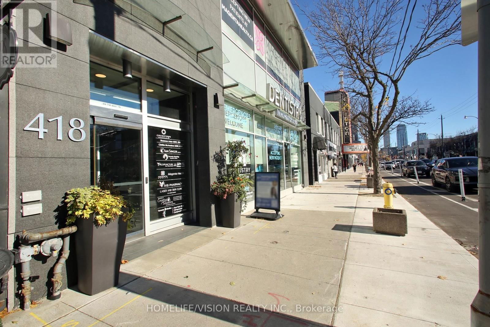 L101 - 416-418 EGLINTON AVENUE W Image 2