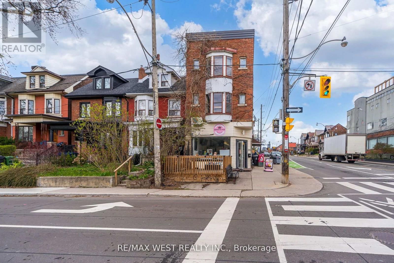 326 HARBORD STREET Image 1