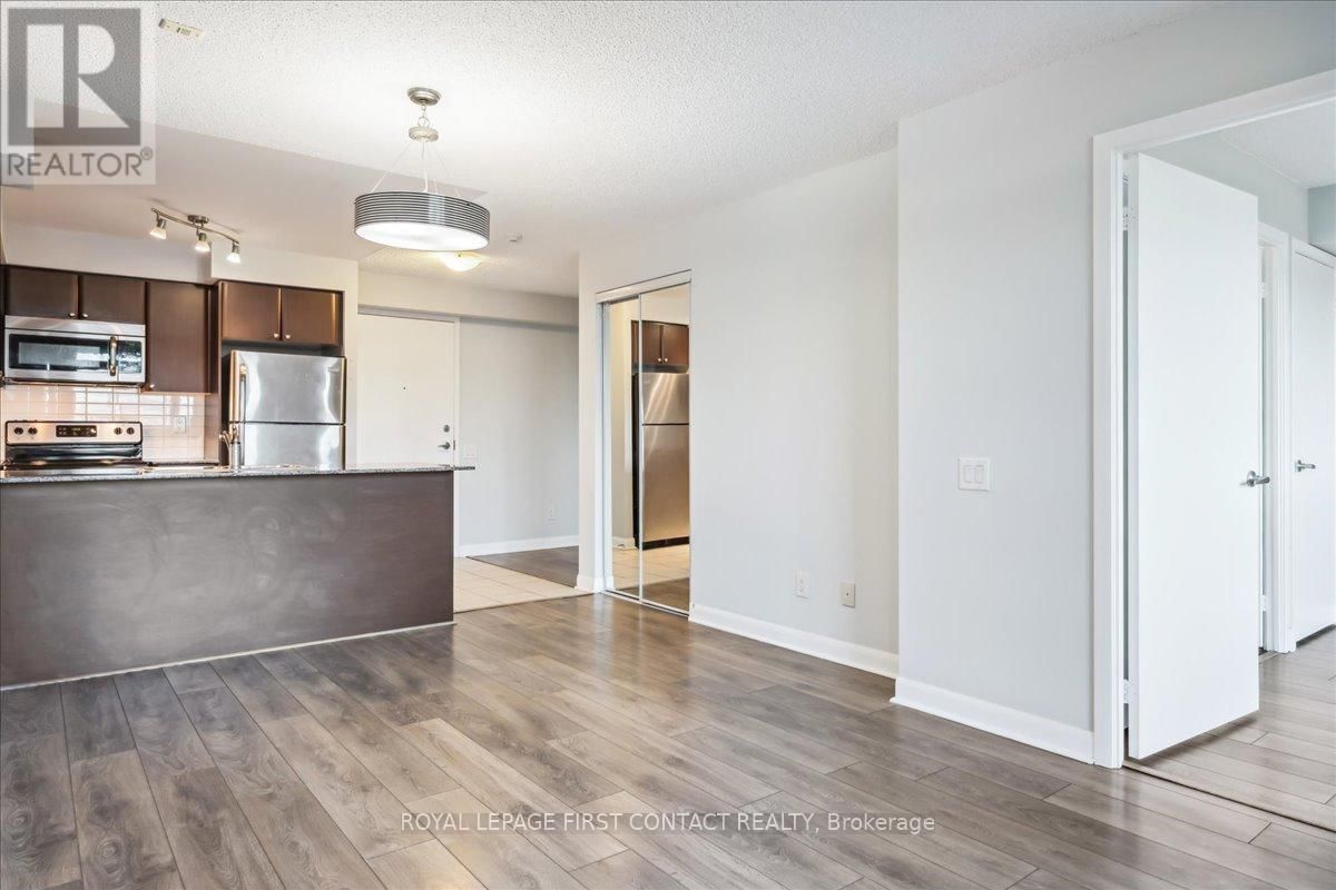 405 - 525 WILSON AVENUE Image 14